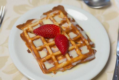 cafe da manha monte verde - brunch da Suiça Mineira - waffle - minas gerais